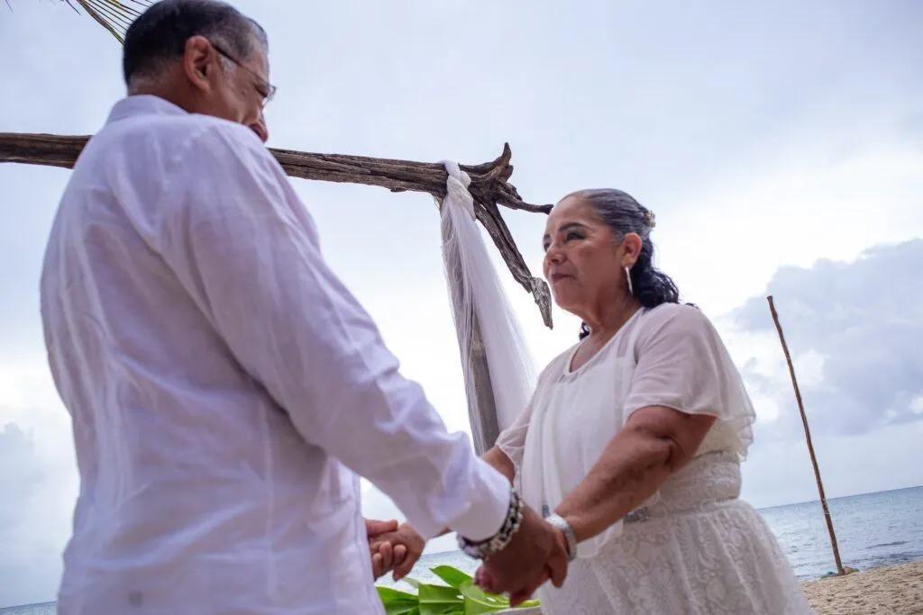 Wedding & Anniversary Photos | Playa Del Carmen : Book Now