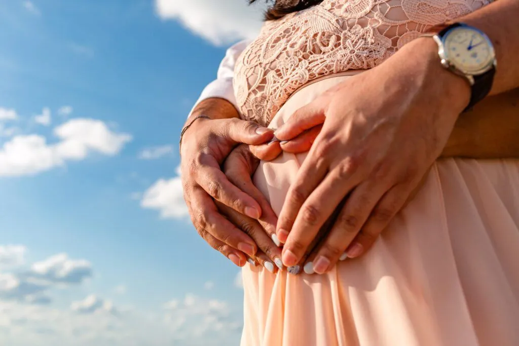 Maternity Portraits in Cancun Beach